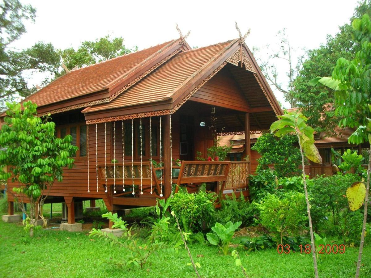 Phet Ban Suan Hotel Koh Chang Bagian luar foto